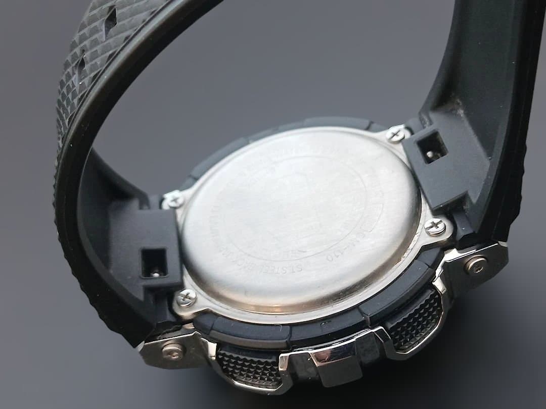 G-SHOCK デジタル腕時計 シルバー/ブラック GM-110
