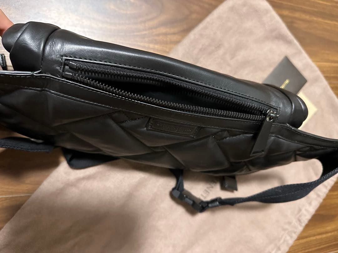 【美品】ボッテガヴェネタ　ウェストバック　ボディバック