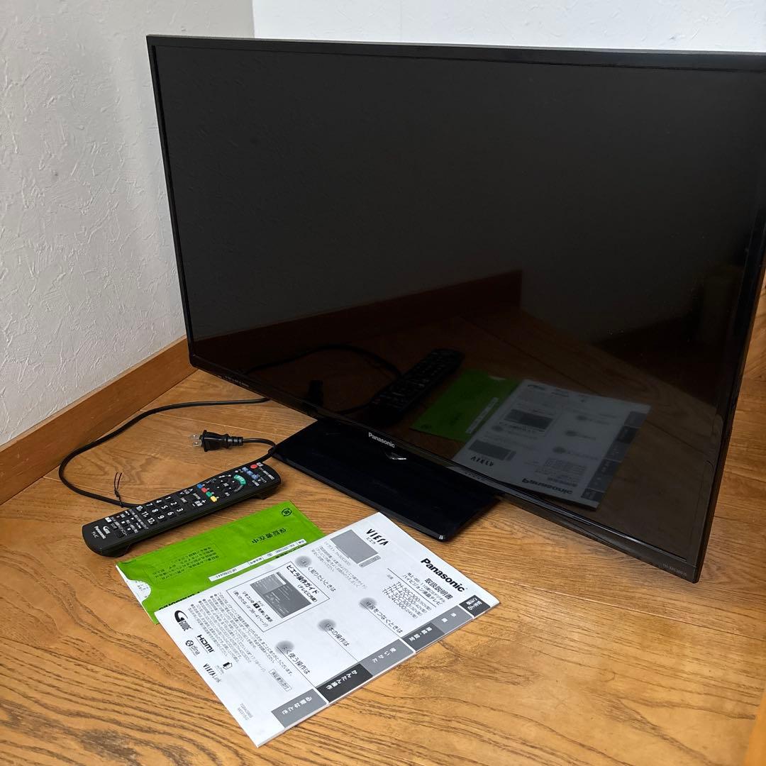 【美品】Panasonic VIERA テレビ 32V型　TH-32C300