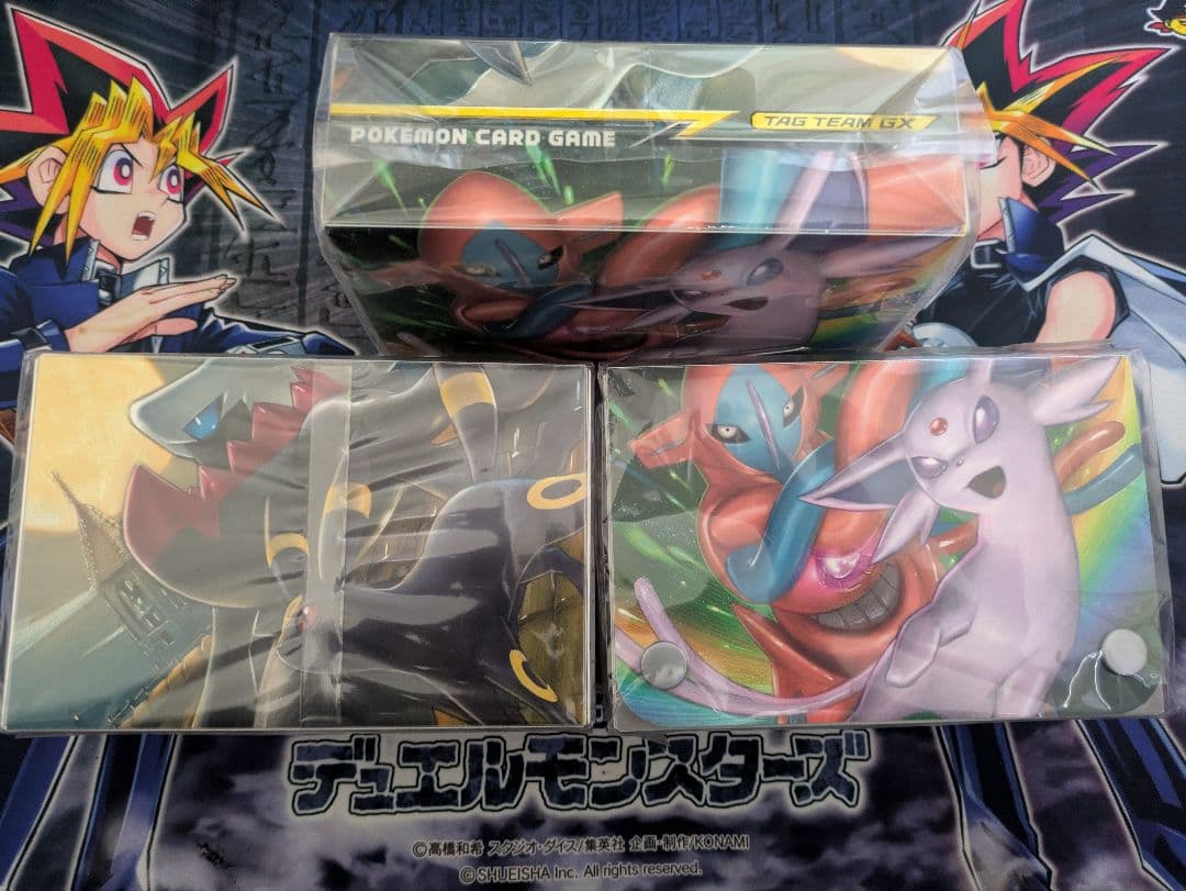 ダブルデッキケース　ブラッキー＆ダークライ　エーフィ＆デオキシス