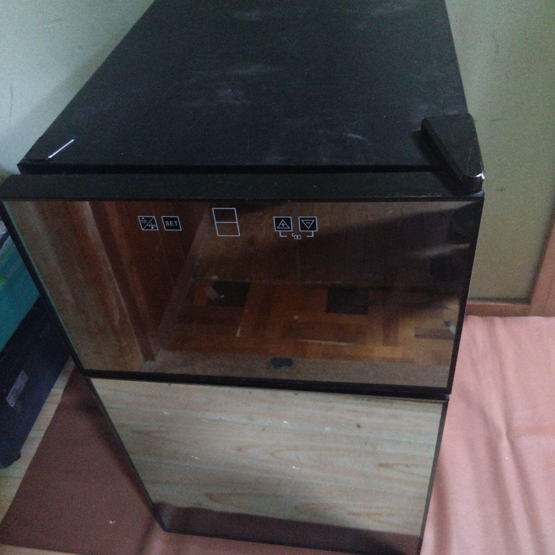 2ドアワインセラー 24本 ペルチェ方式 SIS株式会社