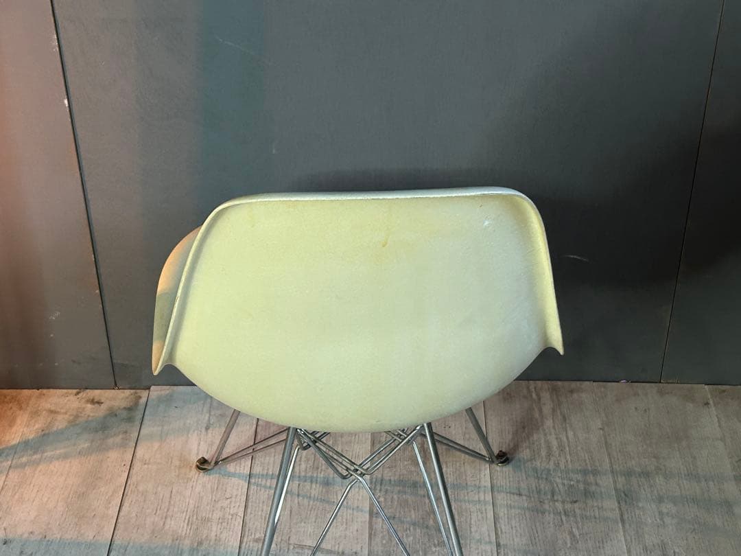 ①　ヴィンテージ　ハーマンミラー　シェルチェア　イームズチェア　IHZ