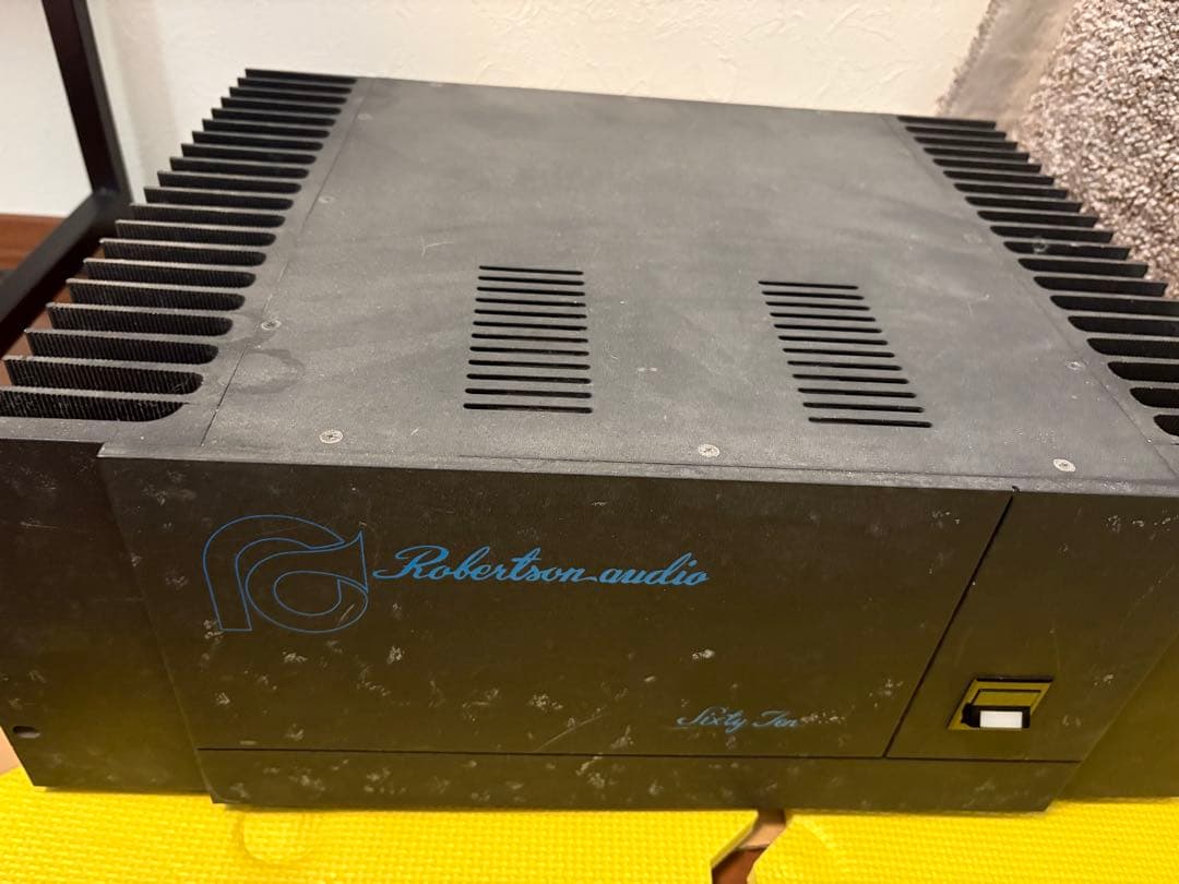 Robertson-audio 6010 アンプ 本体