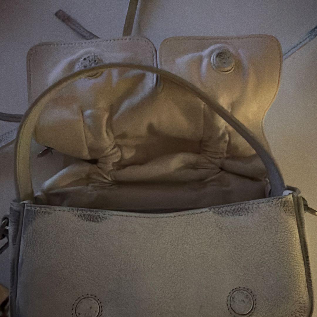 Acne Studios マルチポケット マイクロバッグ ホワイト/グレー