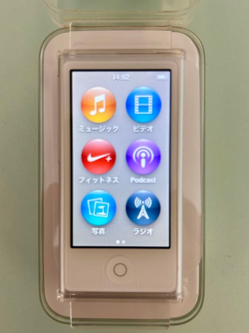 iPod nano ［極美品］Apple 第7世代16GB カバー付き