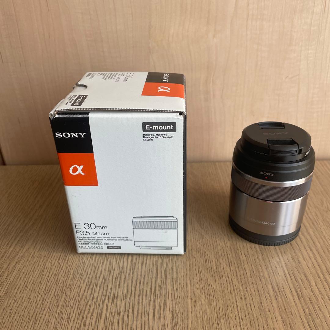 Sony E 30mm F3.5 Macro レンズ