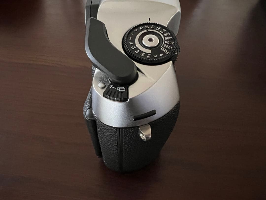 美品　ライカR8シルバー　プラスチックケース付