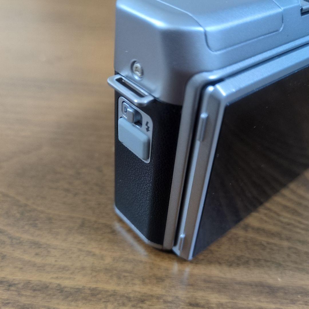 FUJIFILM X-A5 ミラーレス一眼 レンズキット おまけつき