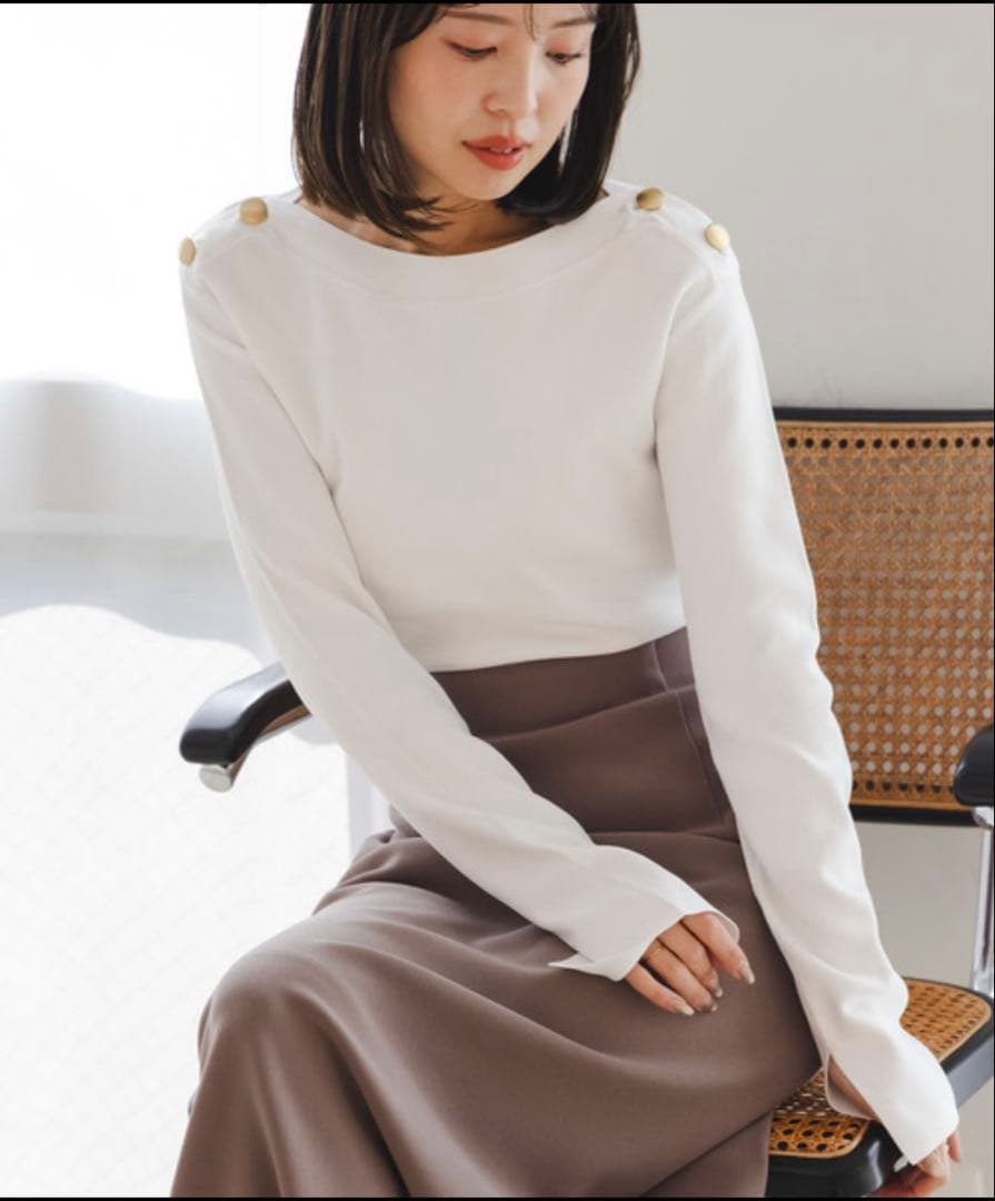 に*ゅ様 NOBLE ショルダーボタンニットプルオーバー