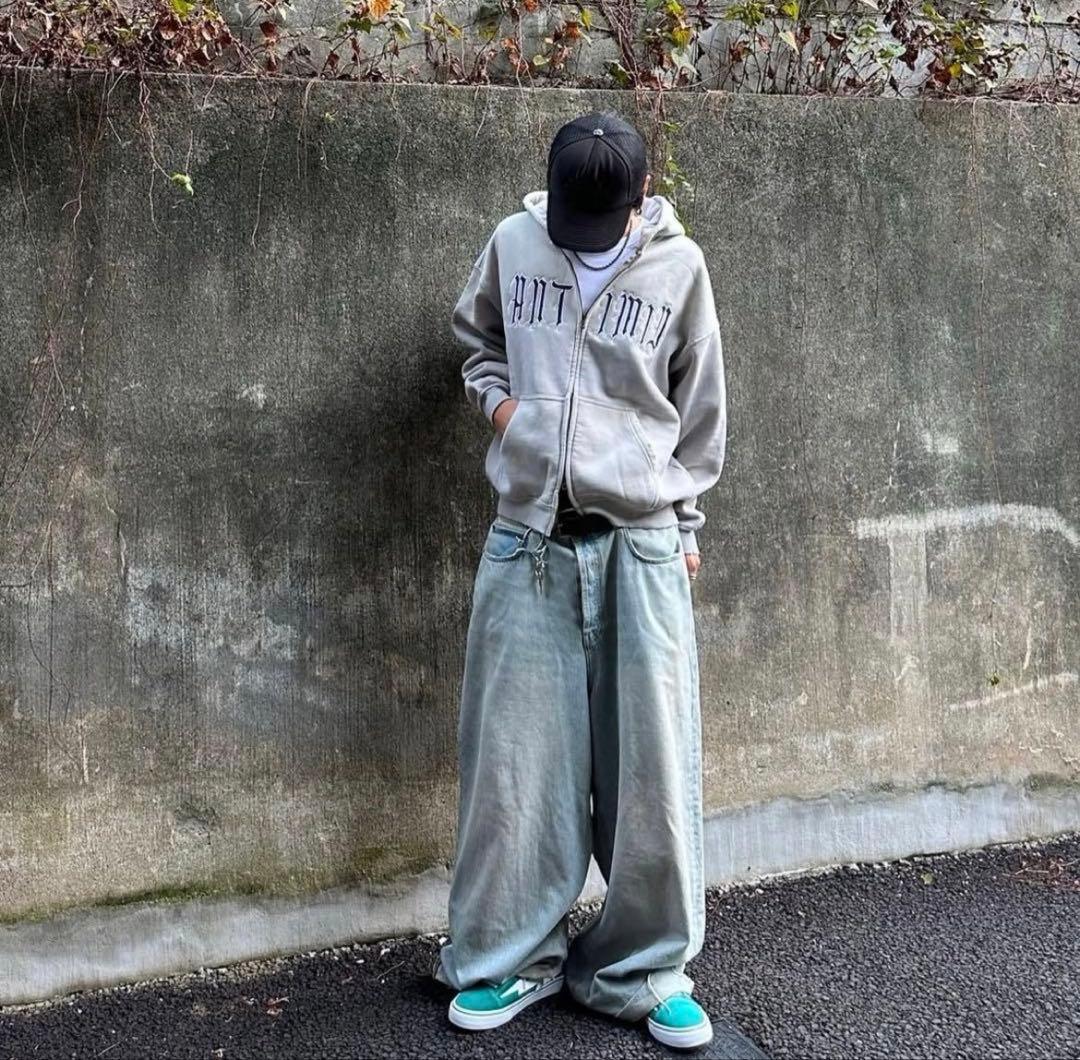 S*w様 antimid ロゴパーカー