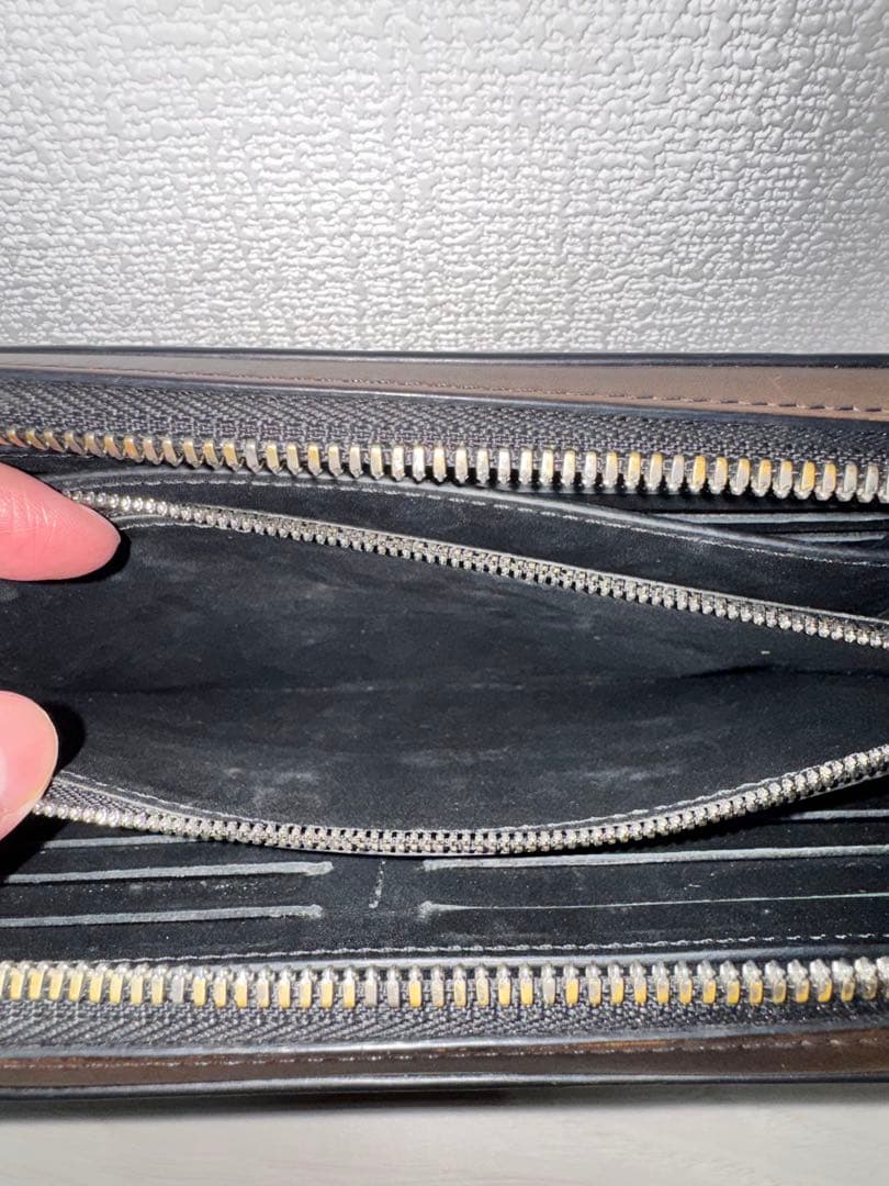 ベルルッティ イタウバワイド レザー 長財布 バッグ ブラウン