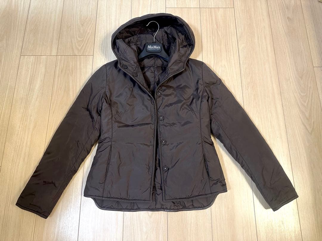 エスマックスマーラ‘SMaxMara☆リバーシブルフード付き軽量ダウンジャケット