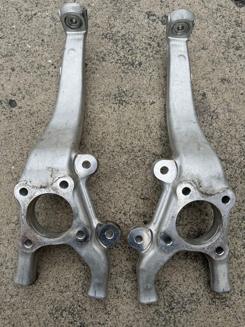 クラウン　ショートナックル