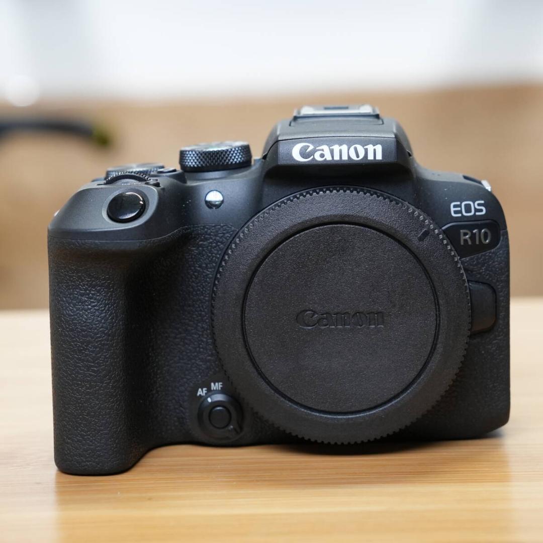 Canon EOS R10 ボディ 動作確認済み キタムラ中古保証残り有り