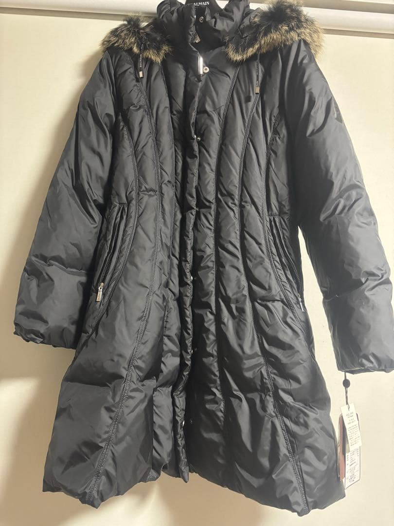 美品　Balmain ダウンコート