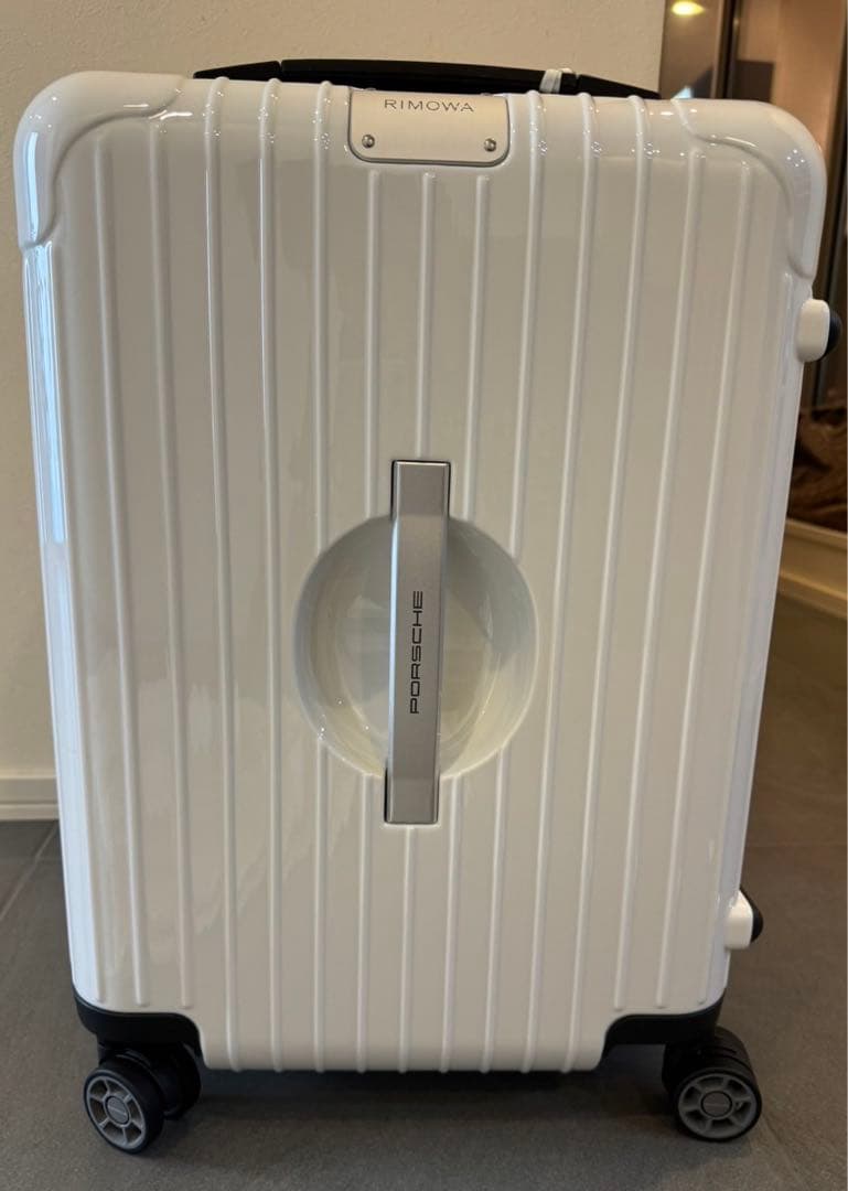 新品未使用:Rimowa×Porscheキャリーケース32L