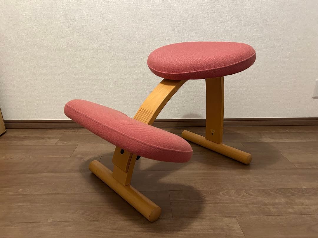 バランスチェア　バランスイージー　RYBO 姿勢矯正　チェア　リボ　椅子