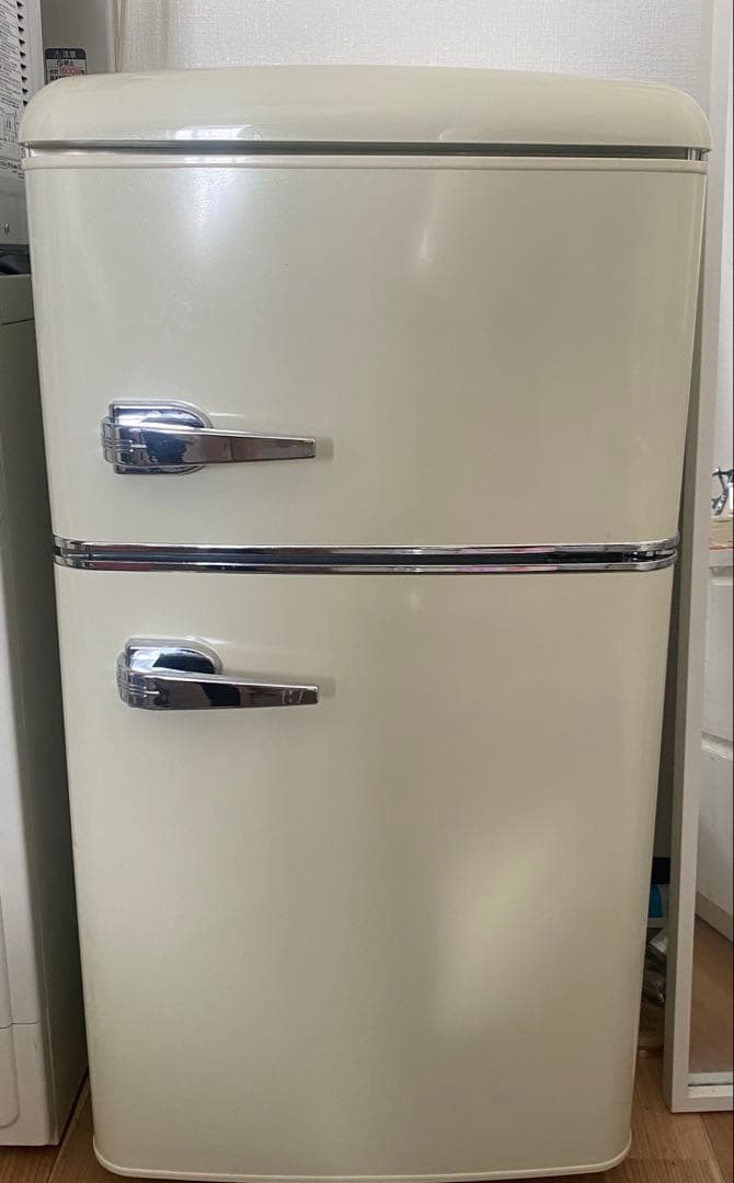 一人暮らし用冷蔵庫 レトロスタイル