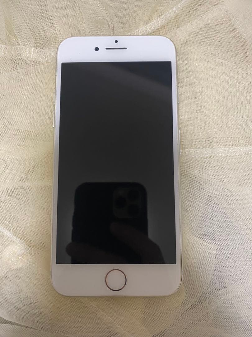 Apple iPhone8 ホワイト 本体