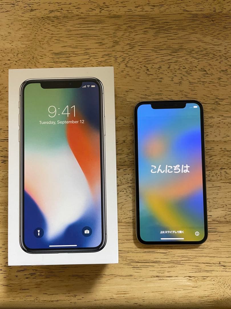 Apple iPhone X シルバー　64GB