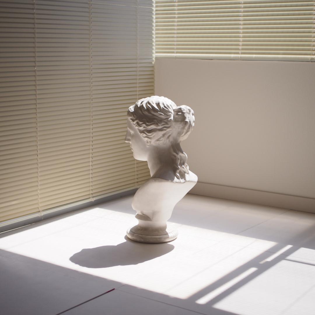 ミロのヴィーナス胸像 石膏像 美術品