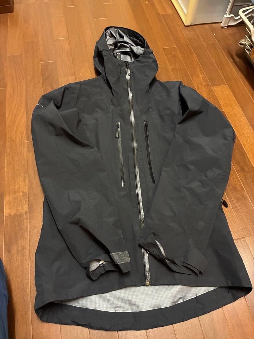 ジャケット・アウター Norrona Trollveggen Goretexpro light J