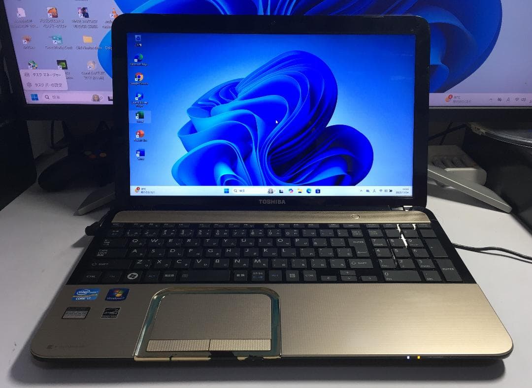 東芝dynabook T552/58FKD Windows11