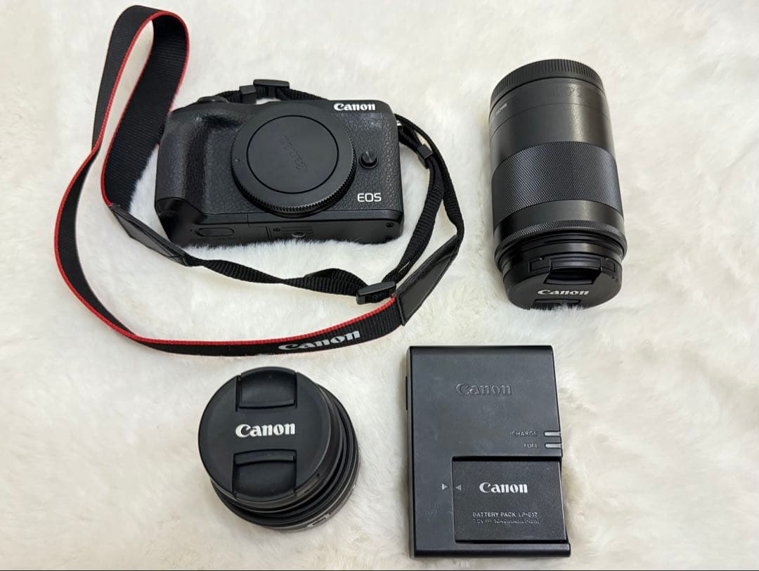 Canon EOSM6markIIレンズ２つセット本日13時までに購入で本日発送