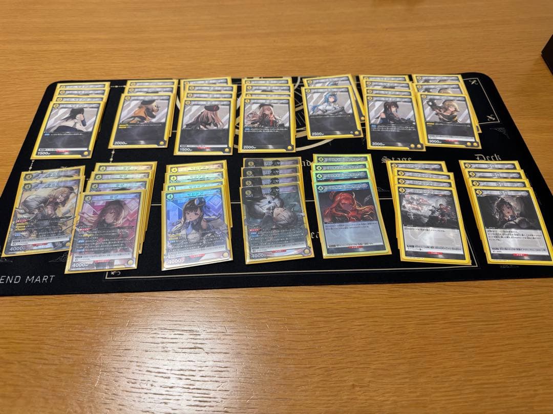 ユニオンアリーナ　NIKKE モダニア　デッキ