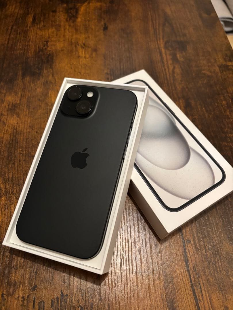 Apple iPhone 15 ブラック 本体 箱付き256GB