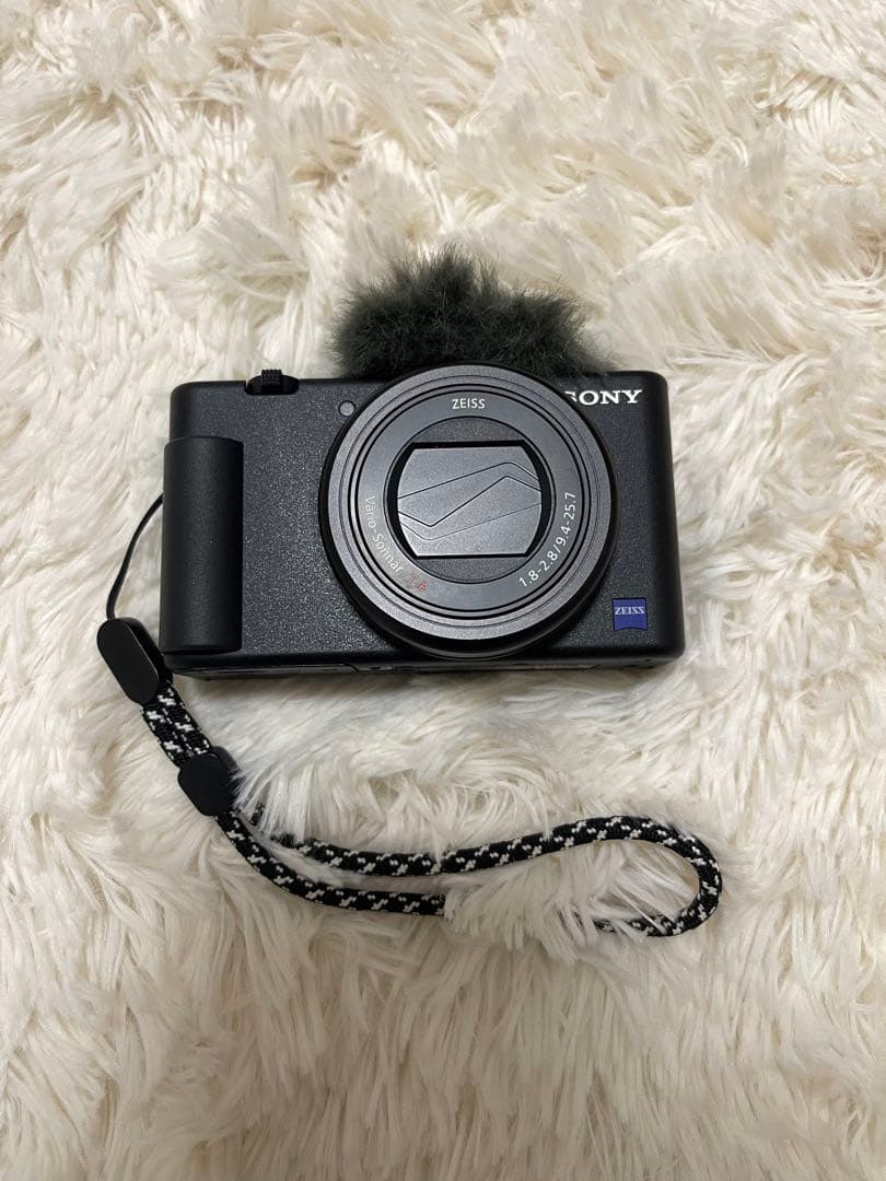 SONY デジタルカメラ　VLOGCAM ZV-1 追加バッテリー2個付き