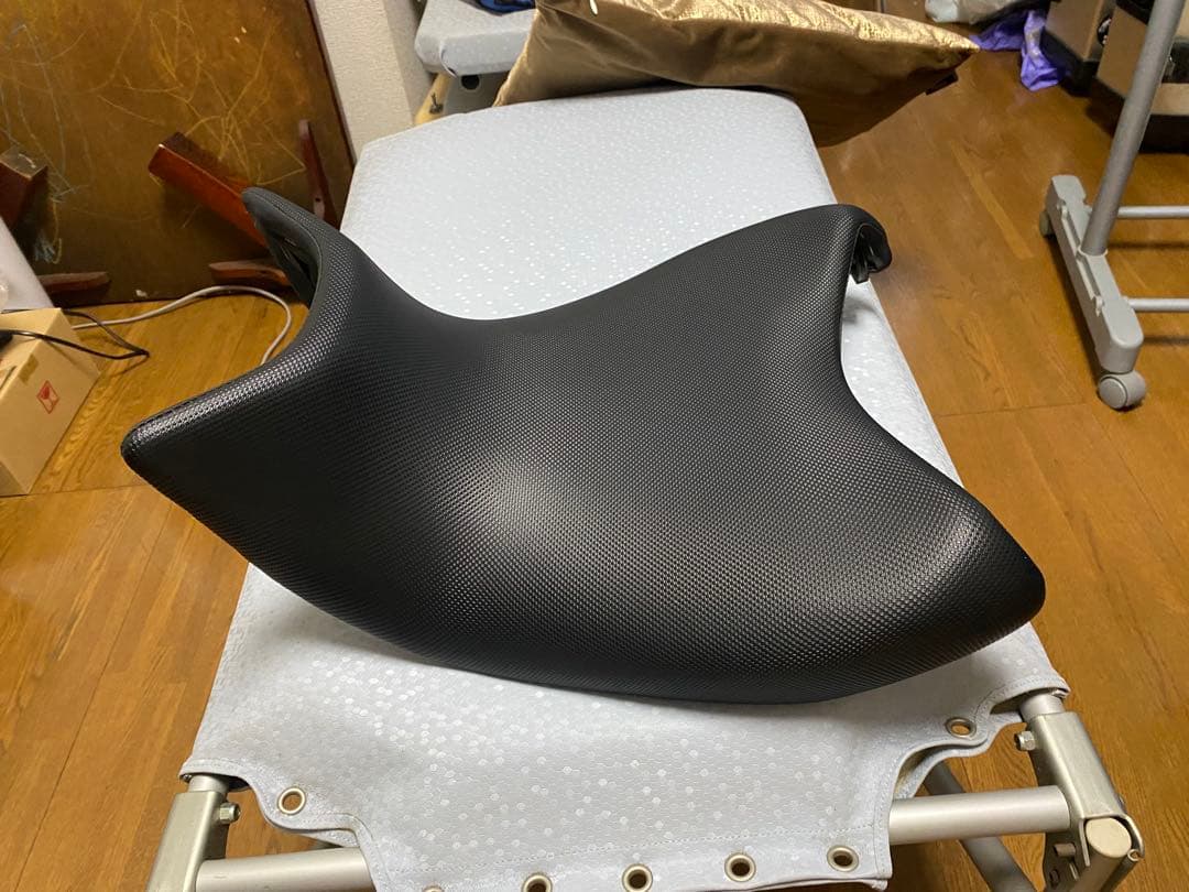 NC750XLDバイクシート あんこ抜き　女性必見