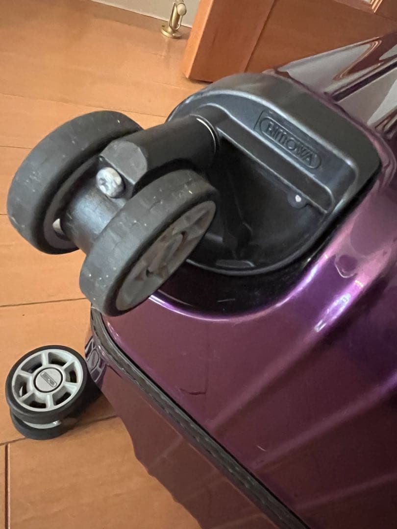 【リモワ RIMOWA】サルサエアー61L 破損無し 内部新品同様 即購入OK