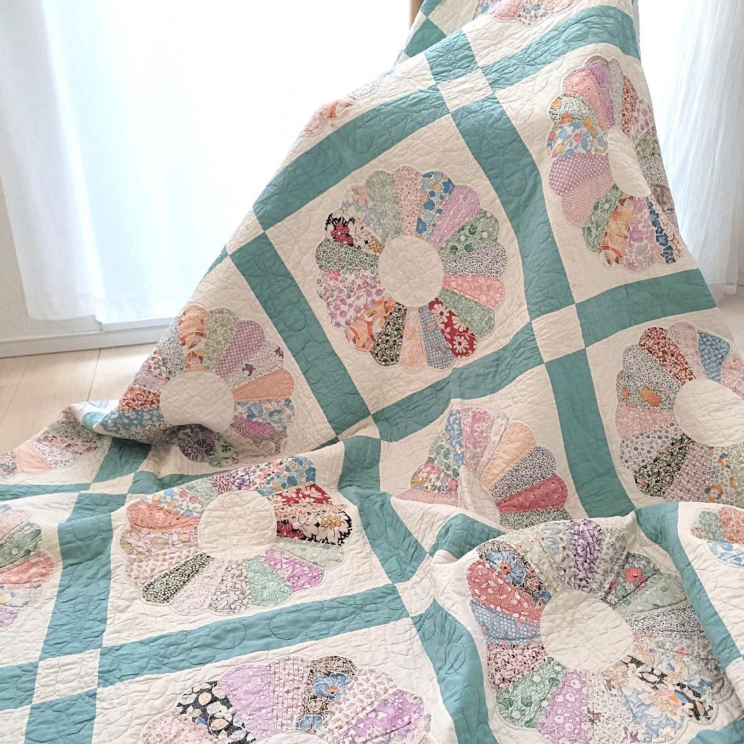 手縫い ヴィンテージキルト ドレスデンプレート ハンドメイド 大判 敷物