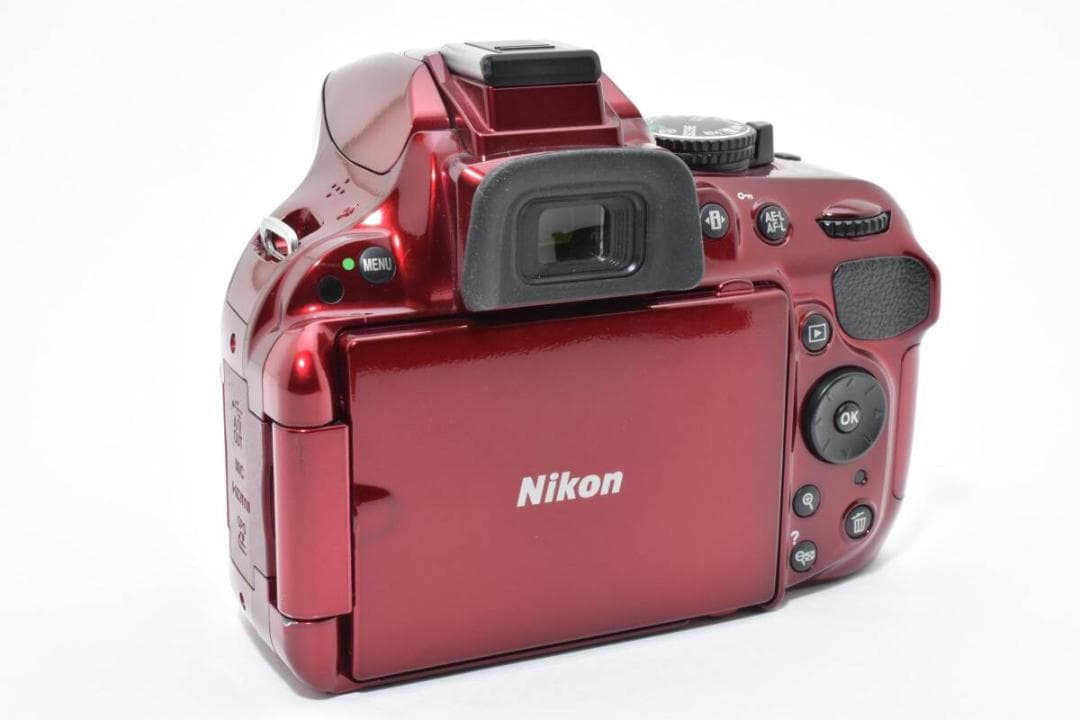 ★シャッター数2050★ ニコン NIKON D5200 レッド