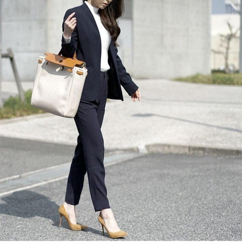 美品✨プラステ パンツスーツ ノーカラーセットアップ 星玲奈 ストレッチ 黒 L