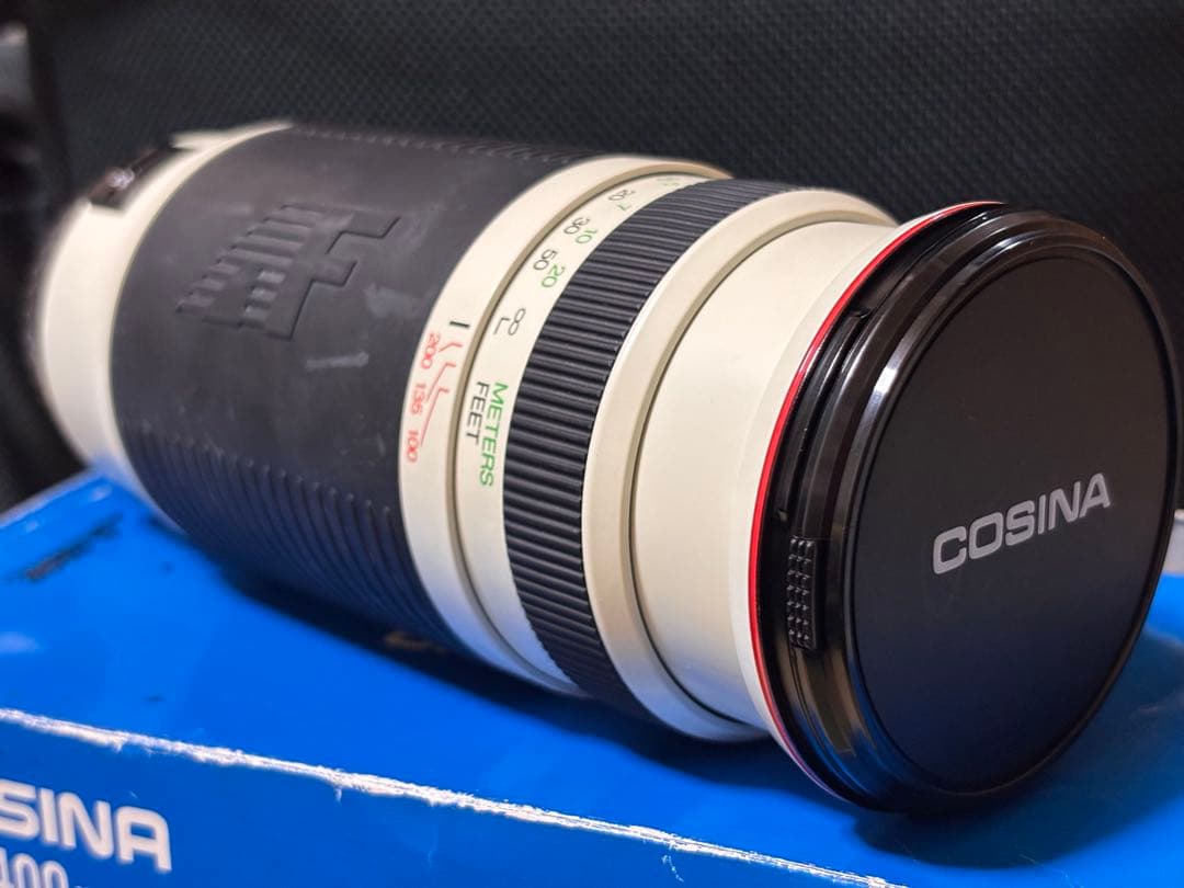 コシナ100-400 f4.5-6.7 CanonEFマウント　望遠レンズ　白