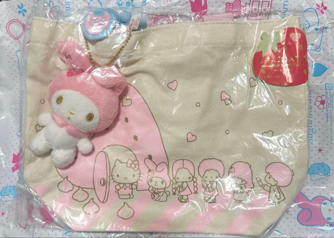 サンリオ　マイメロディ　いちごDAYS トートバッグ　マスコット付き