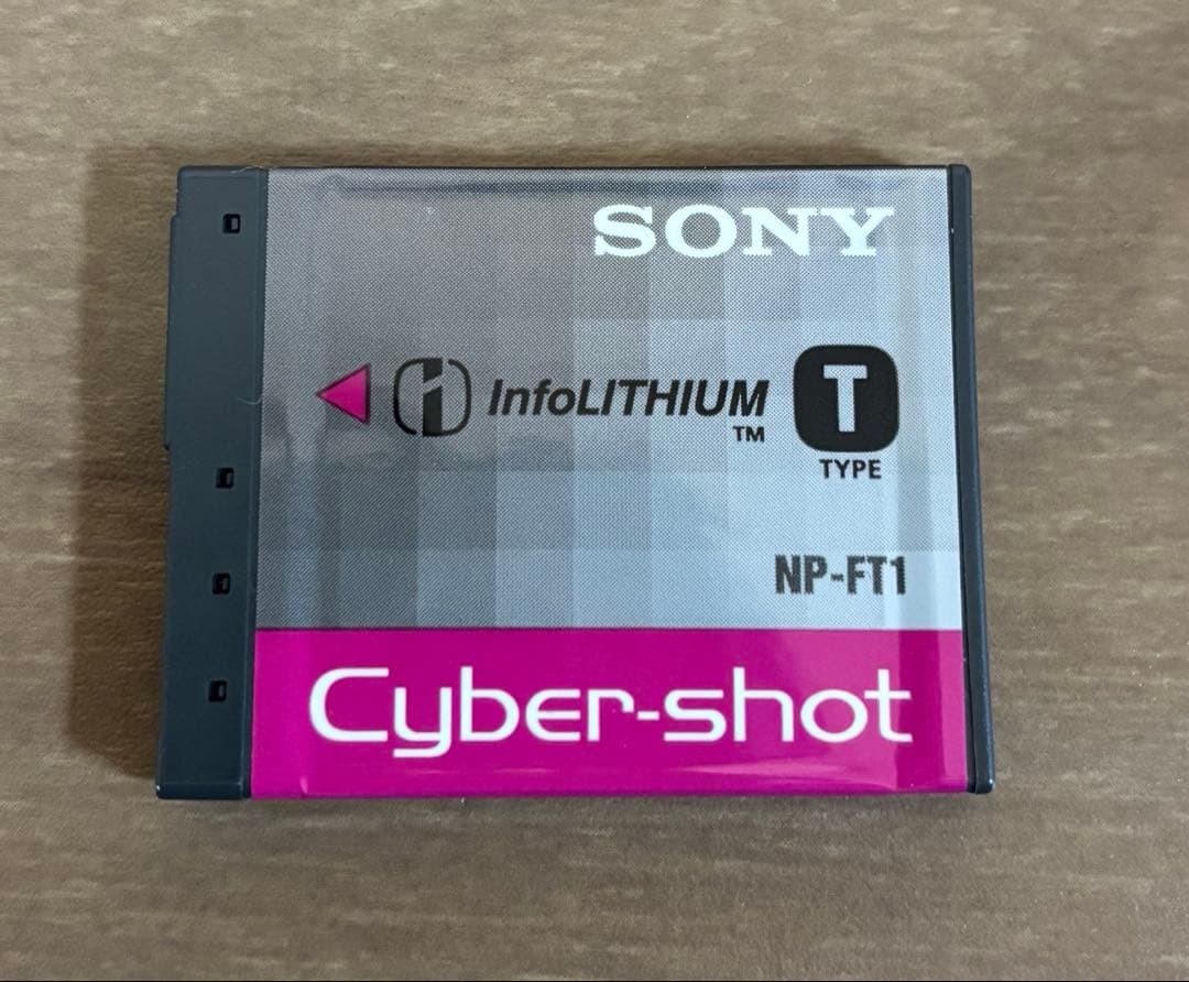 【極美品】SONY サイバーショット DSC-T10 コンパクトデジタルカメラ