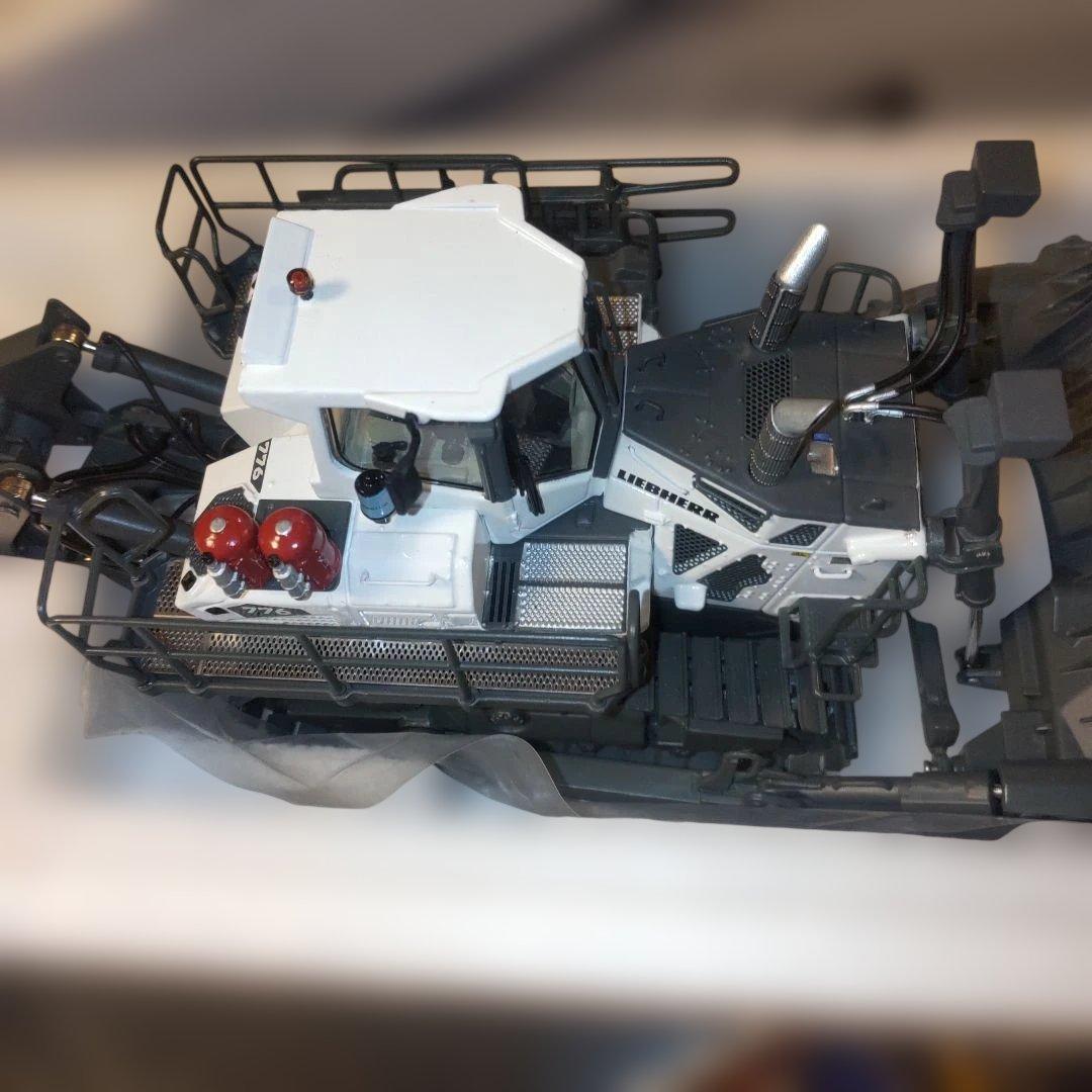 その他 Liebherr PR 776 Crawler Tractor 1/50