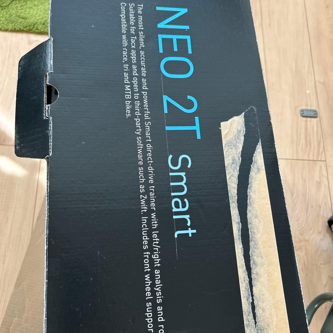 Garminガーミン Tacx NEO 2T Smart 【訳あり】