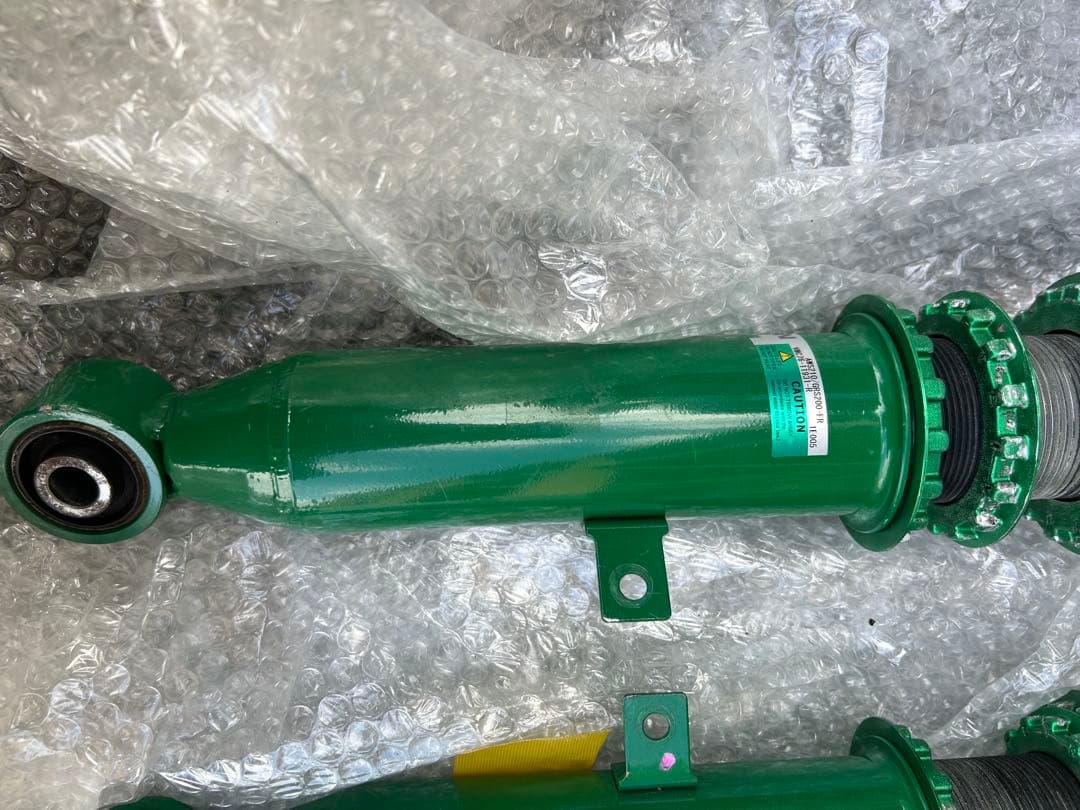 定価21万3000円　21クラウン　車高調　TEIN RX1 LEXUSにも適合