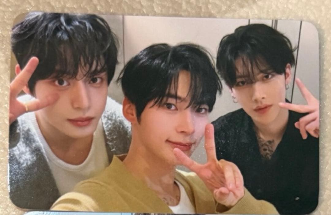 ZB1 muvve 香港サイン会　当選者限定　ユニット　トレカ　②