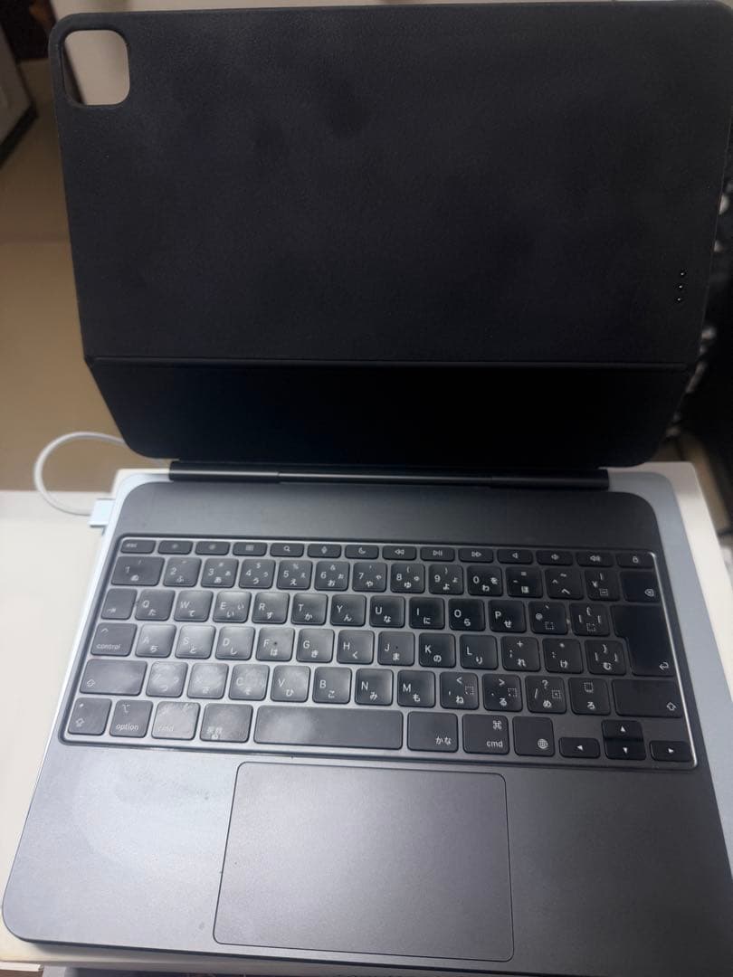 iPad Pro 13インチM4 Wi-FiモデルMagicKeyboard