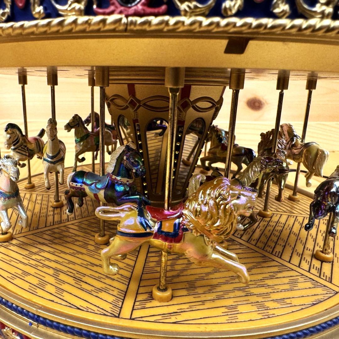 希少 ミスタークリスマス メリーゴーランド 30曲入り オルゴール