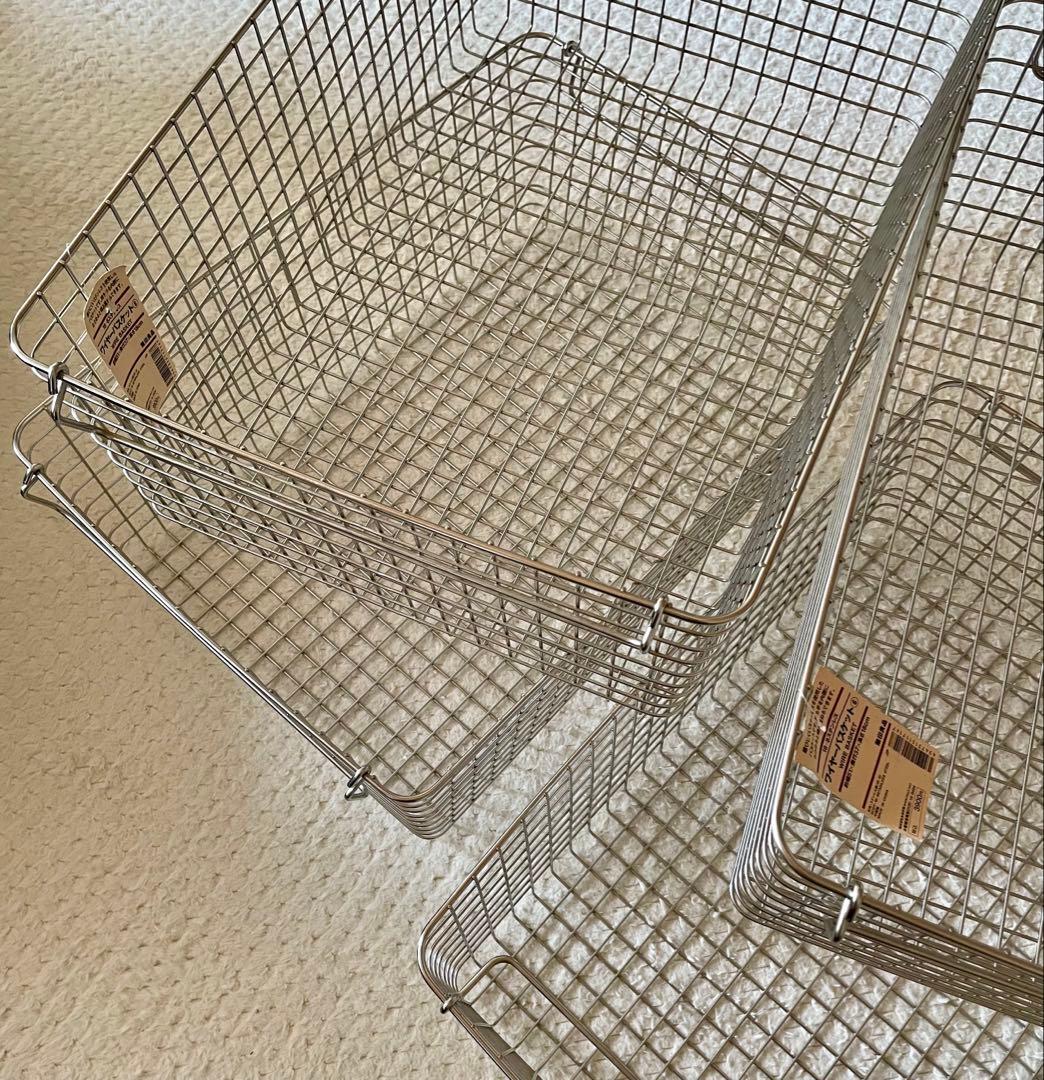 無印良品　ステンレスワイヤー バスケット６の4個セットとバスケット2の2個セット