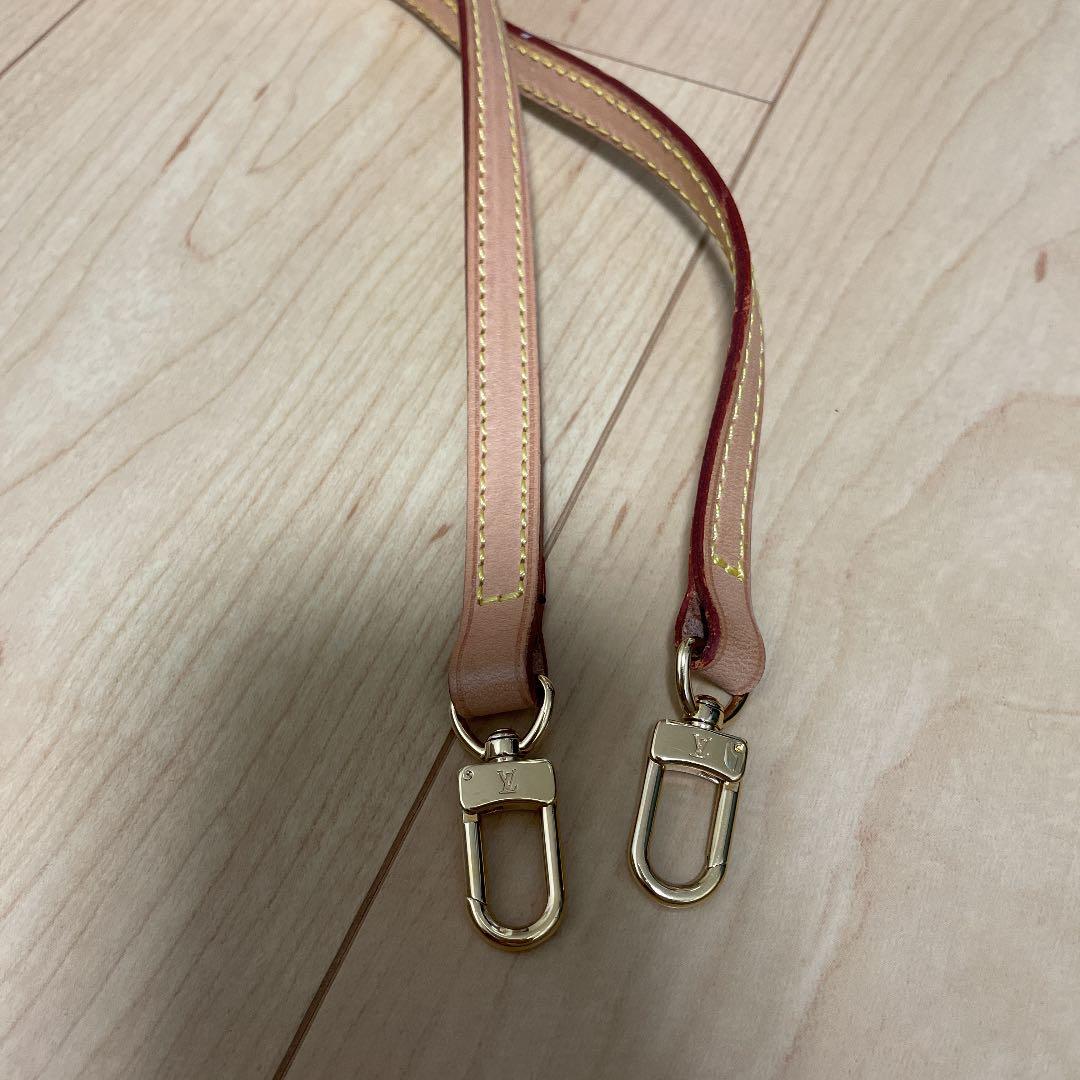 ショルダーストラップ