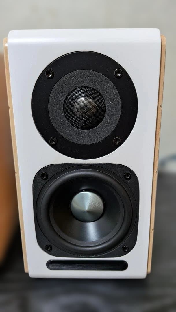 EDIFIER ED-S880DB　Kanto製スピーカースタンド同梱