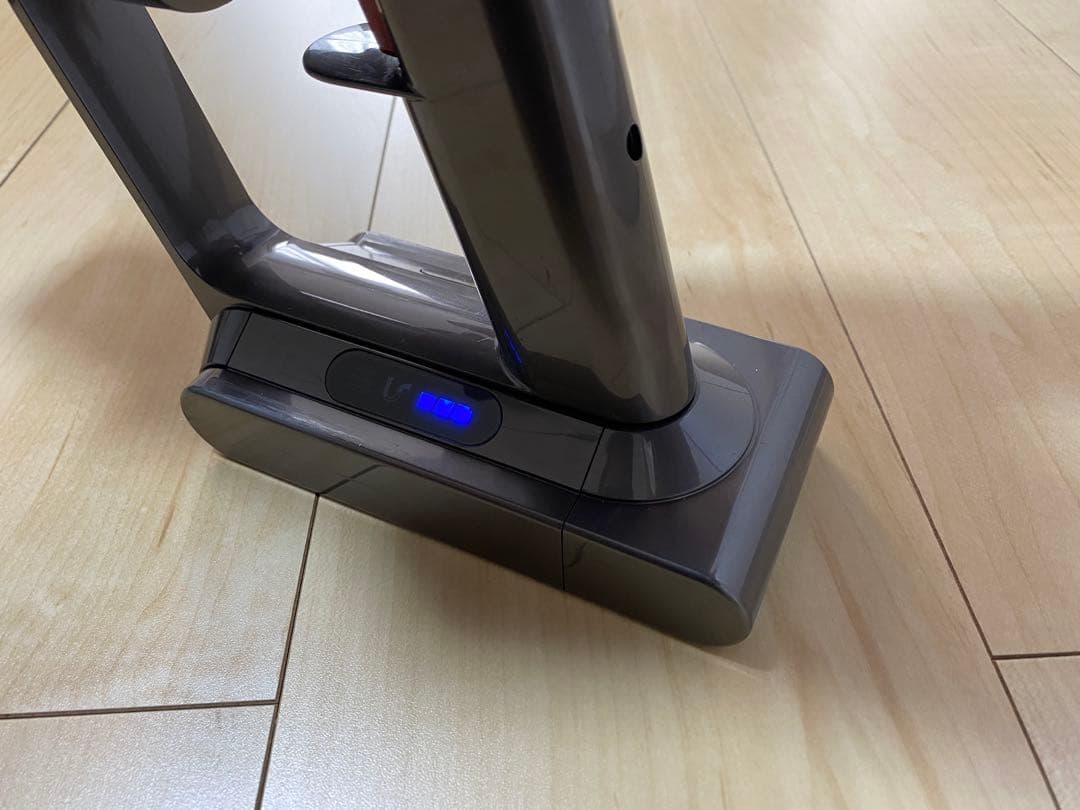 Dyson ダイソン cyclone v10 コードレス掃除機　【匿名発送】