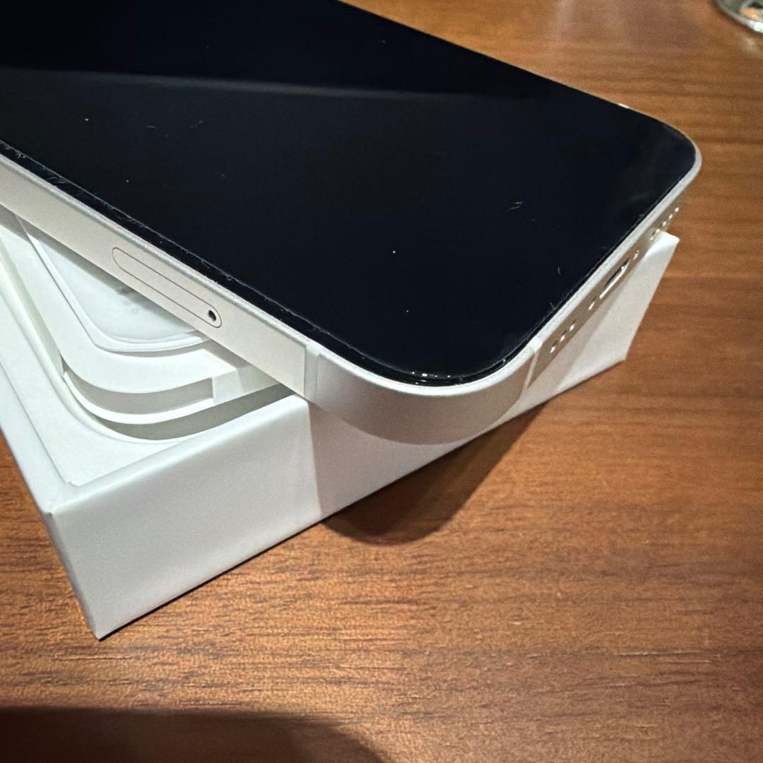 Apple iPhone 12 64GB ホワイト 本体